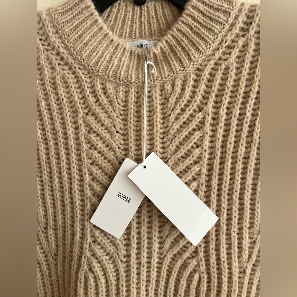 NWT $540 Closed Elegant Beige Women's Sweater poncho Alpaca Size S M Knit - Picture 6 of 12
